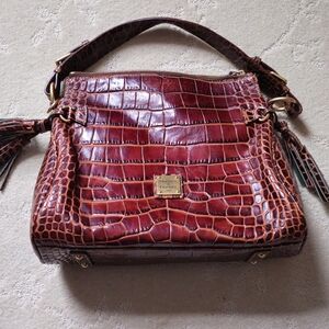 Dooney & Bourke Medium Zip Hobo